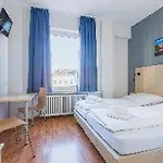 Hotel A&o Hauptbahnhof 2*