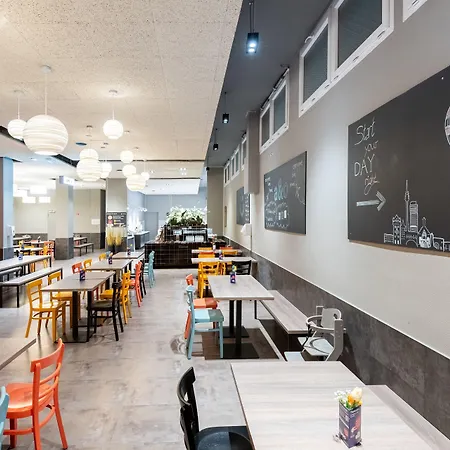Hotel A&o Hauptbahnhof 2*