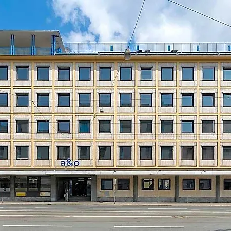 A&o Hauptbahnhof 2*