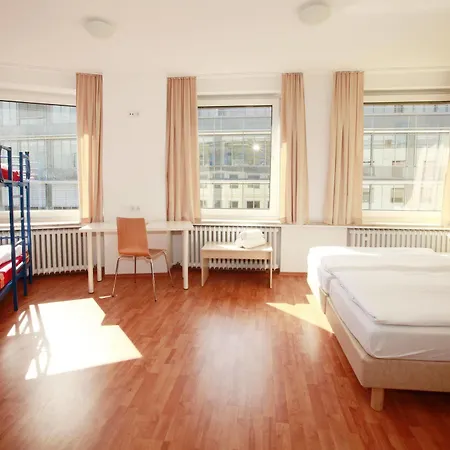 Hotel A&o Hauptbahnhof Norimberga